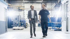 Stephan Toxopeüs, li., CEO der Kaltenbach Gruppe: «Gefragt sind Lösungen, die Produktivität, Flexibilität und Prozesssicherheit gleichermassen erhöhen.» (Bild: Kaltenbach)