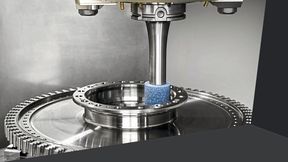 5-Achs-Simultanbearbeitung, integriertes Drehen und Schleifen sowie In-Prozess-Messungen reduzieren Aufspannungen und sichern eine konstant hohe Bauteilqualität. (Bild: DMG Mori)