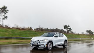 Ford will ab 2030 zur reinen E-Automarke werden – zumindest bei Pkw. (Bild: Ford)