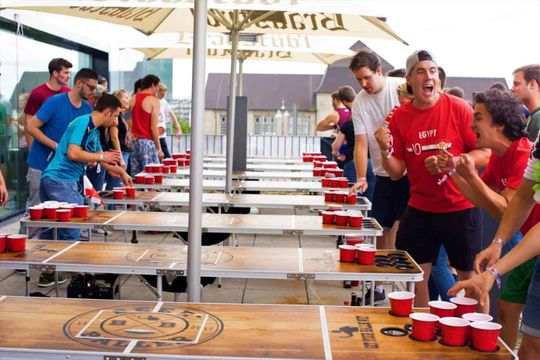 (Im Jahr 2019 veranstaltete BeerBaller zahlreiche Beer-Pong-Turniere. (Bild: BeerBaller))