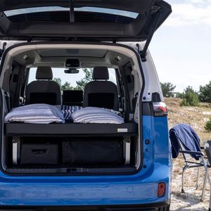 Der ID.California Cruise zum Startpreis ab 60.761 Euro ist ein bisschen wie der California Beach in elektrisch.(Bild:  VW)