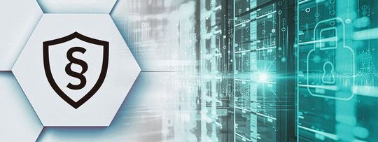 Maschinen oder Komponenten: Der Cyber Resilience Act wirkt sich auf alle „Produkte mit digitalen Elementen“ aus. Beim Einhalten der Regeln geht's auch um das wichtige CE-Kennzeichen.(Bild:  Phoenix Contact)