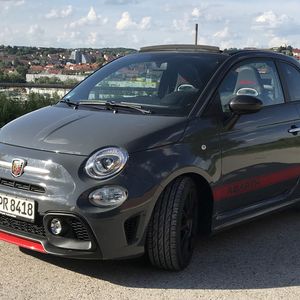 Den Abarth 695 XSR Yamaha …