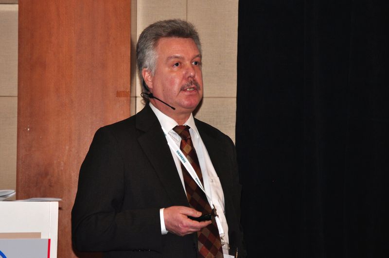 Bernd Schrörs, Global Head of PPSPCE bei Bayer MaterialScience zeigte die Bedeutung von Sicherheitsaspekten in der Automatisierungstechnik auf. (Bild: M.Henig/PROCESS)