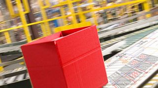 Mit dem neuen Eplan FieldSys lassen sich Kabelverlegewege zwischen Steuerungs- und Feldkomponenten maßstabsgerecht projektieren. (Bild: Eplan)