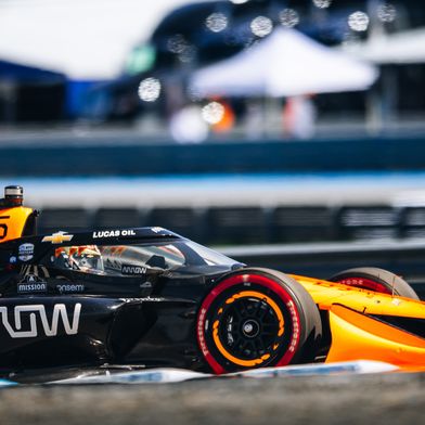 McLaren nutzt weiterhin die 3D-Drucktechnik von Stratasys für das Design und den Bau ihrer Rennwagen. (Bild: Arrow McLaren)