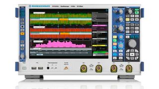 Mit dem Oszilloskop aus der Familie R&S RTO sowie der TSN-Box von TSN Systems sind Latenzeiten im Nanosekundenbereich möglich. (Bild: Rohde & Schwarz)