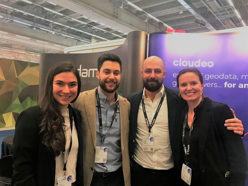 Das cloudeo-Team auf der Intergeo: (v. l.) Maria Hochleitner, Dimitris Bellos, Yashar Moradi und Patricia Salort y Gerber (Cloudeo)