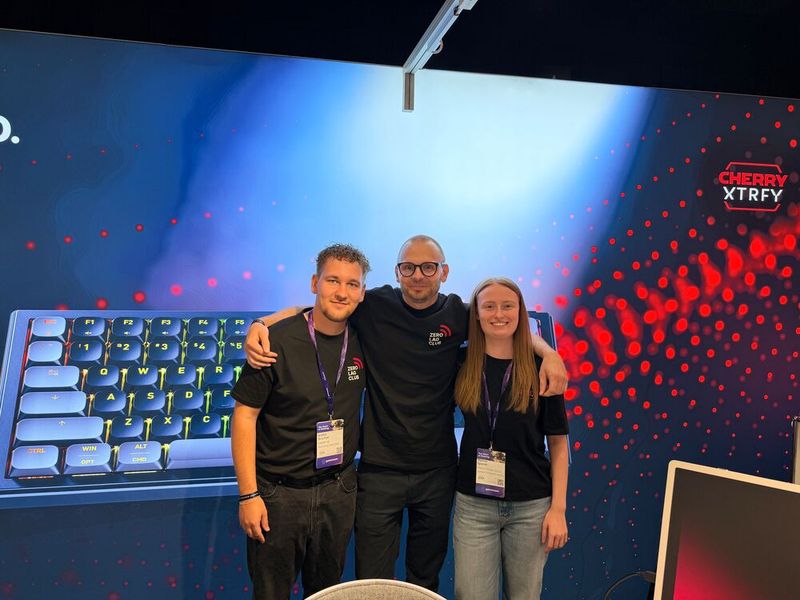 Das Cherry-Team: (v. l.) Andre Buscher, Daniel Lindahl und Hanna Sporer (Bild: Vogell IT-Medien)