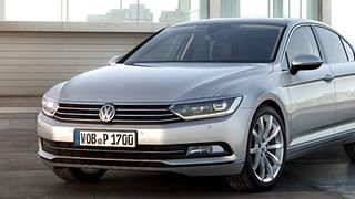 „Mittelklässler“ mit Premiumanspruch: Die achte Generation des VW Passat soll verstärkt im Revier der Premium-Platzhirsche Audi, Mercedes und BMW wildern. (Foto: Volkswagen)