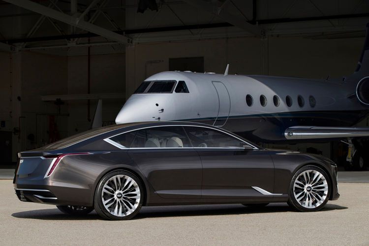 Die coupéhafte Limousine könnte auf das neue Flaggschiff der Marke hinweisen. (Cadillac)