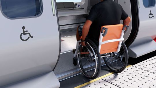 Barrierefrei ist der Einstieg für Rollstuhlfahrer und mobilitätseingeschränkte Reisende.(Bild:  Siemens | Stadler)