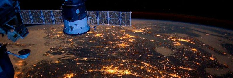 The sky is not the limit: AWS gründet für das Cloud Business mit der Raumfahrtbranche einen neuen Geschäftsbereich. (Bild:  gemeinfrei /  Pixabay)