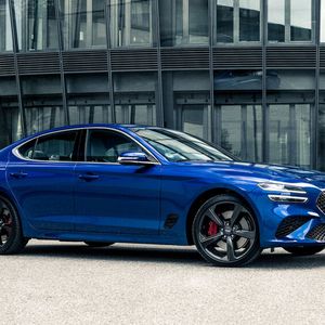 Die ähnlich große Limousine G70 kommt dagegen nur mit einem klassischen Antrieb. (Bild:  Genesis)