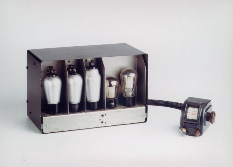 Erstes Bosch Blaupunkt-Autoradio (Bild: Foto: Bosch)