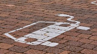 Die Ladeinfrastruktur und die Geschwindigkeit, mit der diese ausgebaut wird, ist ein entscheidender Faktor für die weitere Akzeptanz von Elektrofahrzeugen.  (Bild: gemeinfrei)