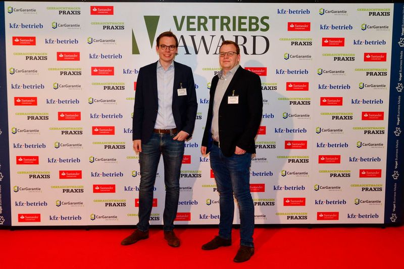 Jost Dieckhaus und Jonas Lohmann von Auto1.com. (Bild: Vogel Business Media)