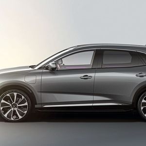 Mit dabei haben die Vietnamesen einerseits das Elektro-SUV VF E35, angesiedelt im D-Segment, ...(Bild:  Vinfast)