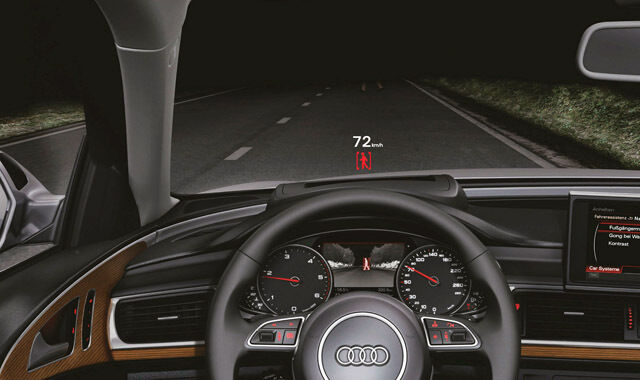 „Pre-Crash-Safety-Systeme“: Nachtsichtsysteme erkennen via Videobild schon heute Fußgänger selbst bei größter Dunkelheit. (Foto: Audi)