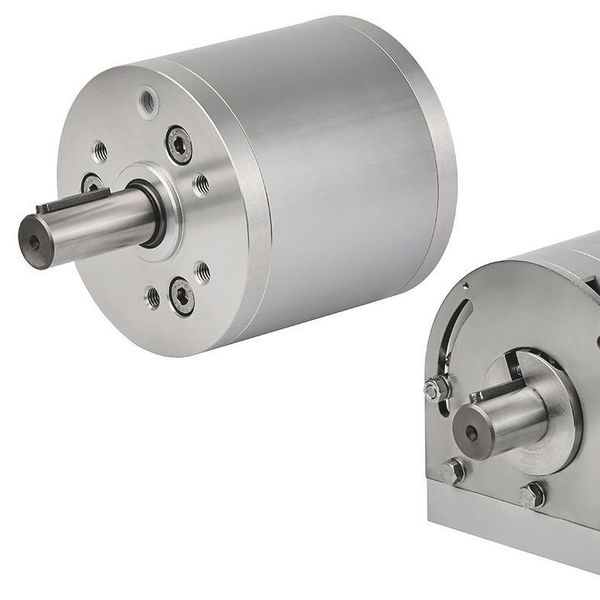 Als Produktneuheit führt AIRTEC jetzt pneumatische Schwenkantriebe für Drehwinkel zwischen 45° und 270° im Programm. (SaGaPhoto/Airtec)