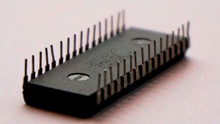 FPGAs sind noch lange keine toten Käfer – bei Azure zieht man die betagte Technik sogar CPUs, GPUs und ASICs vor! (Bild: Pixabay - webandi (gemeinfrei))