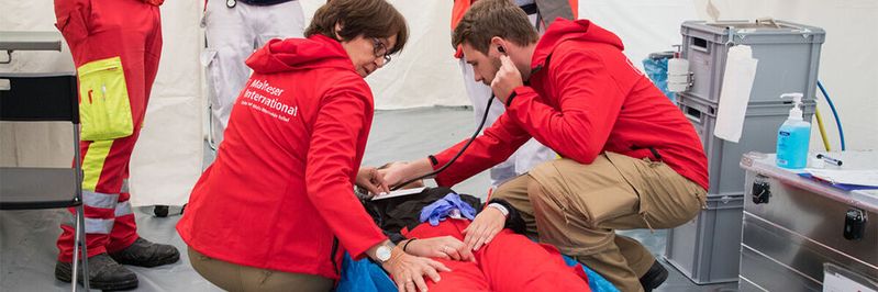 Die Socura GmbH betreibt unter anderem die Malteser Cloud. Im Bild zu sehen: Ein Emergency Medical Team der Malteser während einer Übung. Die Socura GmbH betreibt unter anderem die Malteser Cloud. Im Bild zu sehen: Ein Emergency Medical Team der Malteser während einer Übung.