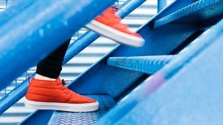 Unternehmen straucheln nicht bei der Umstellung in die Cloud, wenn sie drei wichtige Schritte berücksichtigen. (gemeinfrei (Free-Photos - Pixabay))