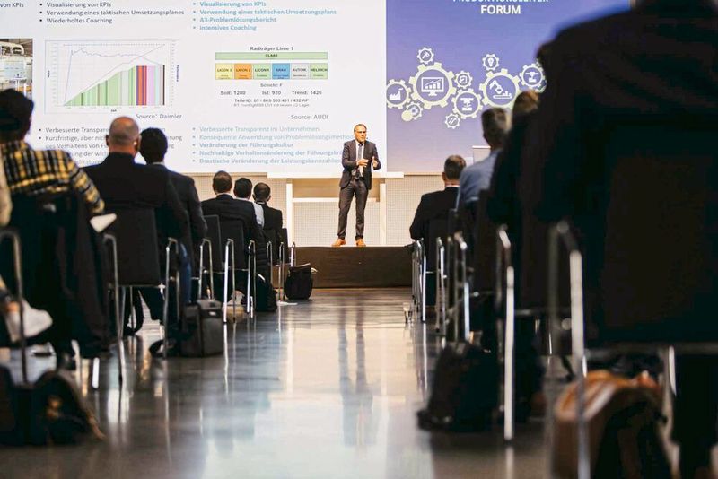 Zum Produktionsleiter Forum 2021 konnten etwa 120 Besucher 14 Vorträge auf der Hauptbühne verfolgen. (VCG / Benedikt Knüttel)