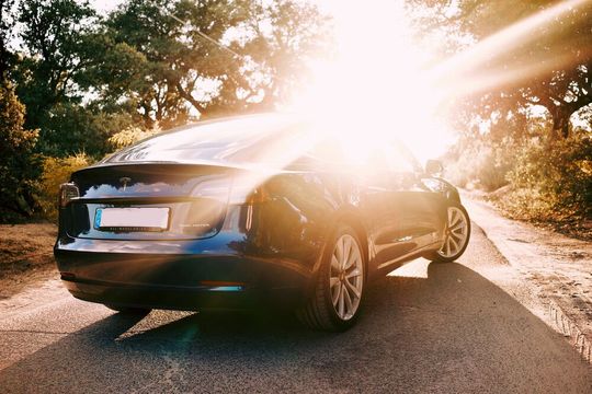 The market for electric vehicles is on the rise - we take a look at the past, describe the present and venture a glimpse into the future.(Source:  gemeinfrei / Unsplash)