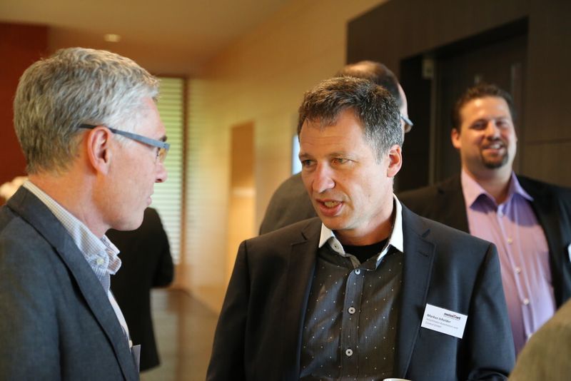 Die Jahrestagung von SwissT.net bot den Teilnehmern gute Gelegenheit für Gespräche. (Bild: Matthias Böhm)