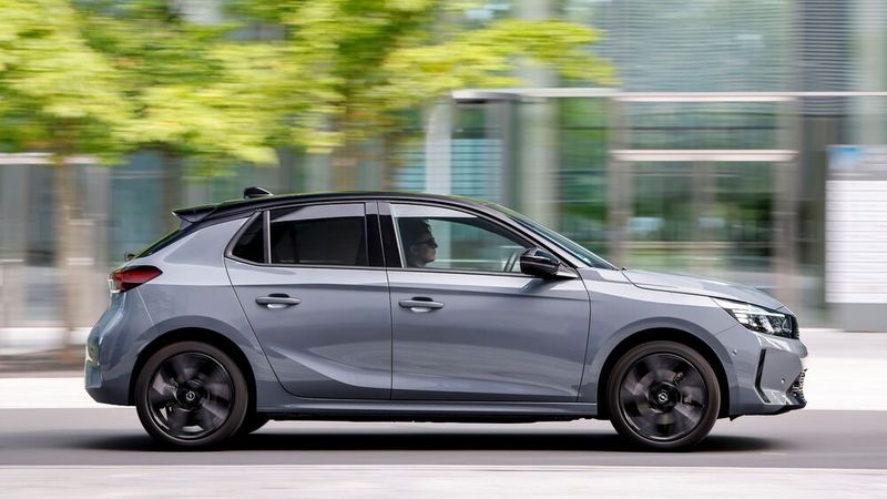 Mit 4,06 Metern bietet der neue Corsa ein unverändertes Längenmaß. (Bild: Opel)