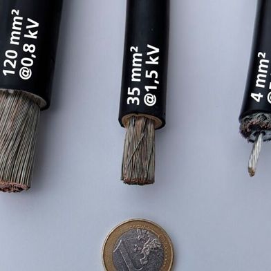 Increasing the voltage reduces the cable cross-sections and therefore the copper requirement considerably. (Image:Fraunhofer ISE)