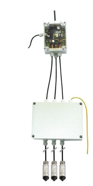 Das Fernüberwachungssystem für Tankstellen besteht aus der Fernübertragungseinheit GSM-3  (oben, mit Stromversorgung), den ATEX-Sicherheitsbarrieren (mitte) und den Drucktransmittern/Pegelsonden (unten). (Keller AG)