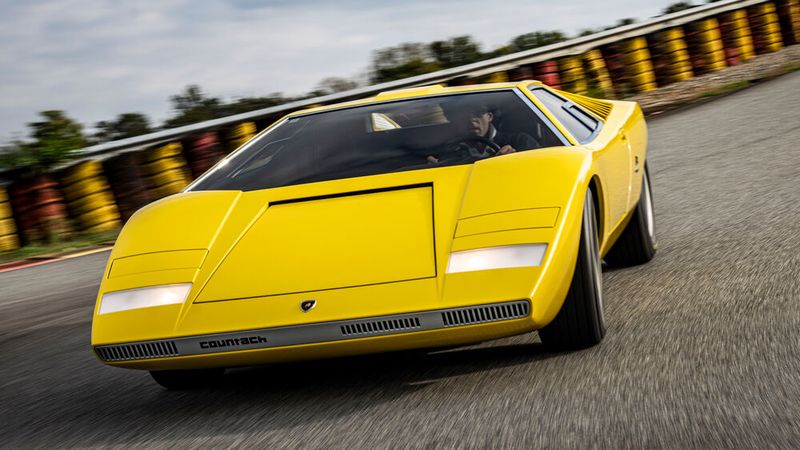 Ein Sammler hat sich bei Lamborghini den Prototypen des ersten Countach nachbauen lassen. (Bild: Eros Maggi/Lamborghini)