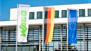 Mit über einer Milliarde Euro Umsatz kann die Wago-Gruppe ein echtes Rekordergebnis für das Geschäftsjahr 2021 melden – Trotz aller Schwierigkeiten. Weltweit erfreue sich die Gruppe demnach über ein zweistelliges Wachstum. Hier mehr Details. (Bild: Wago)