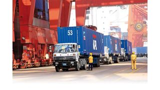 Der Fokus im Fuhrparkmanage-ment ist klar auf die kleinen Flotten gerichtet, 
die durch eine Fuhrparkgröße von unter 25 Fahrzeugen gekennzeichnet sind. Bild: APL Logistics (Archiv: Vogel Business Media)