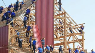 Die Digitalisierung kann mit einer hektischen Baustelle verglichen werden. Dabei ist Koordination und Übersicht entscheidend, um die Prozesse, Dienstleister und Mitarbeiter zu steuern. (Bild: gemeinfrei // Unsplash)