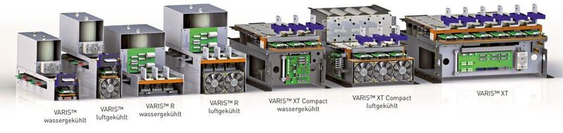 Bild 1: Variantenbeispiele des Umrichtersystems VARIS mit Wasser- und Luftkühlung. (GvA Leistungselektronik)