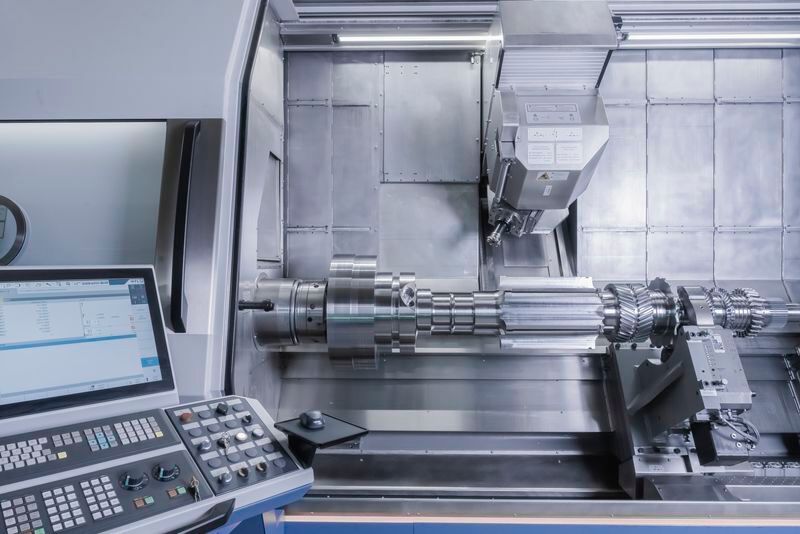 Auf der AMB 2024 demonstriert WFL mit einer M50-Millturn die Bearbeitung von Turbinenschaufeln, Tannenbaum- und Generatorwellenprofilen. Die Werkstücklängen können bis zu 2.355 Millimeter messen, wie der Aussteller betont. (Bild: WFL)