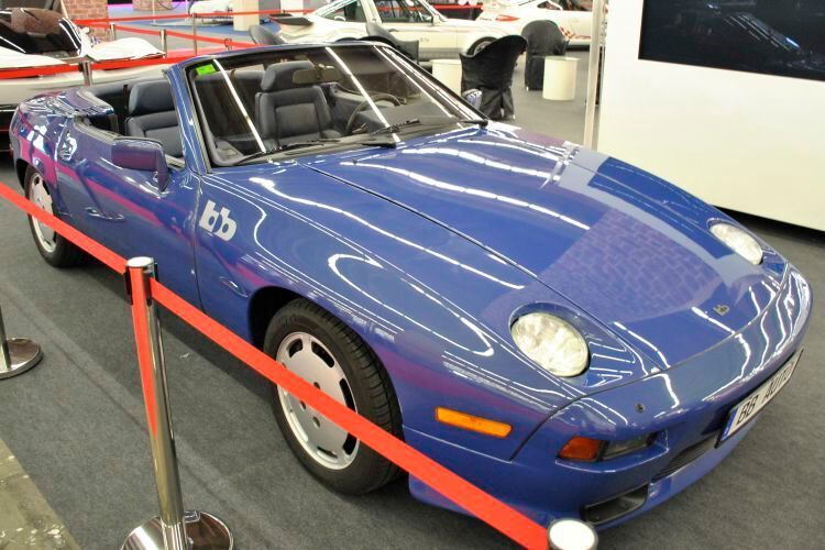 Auch den Porsche 928 modifizierte bb (auch „BB“, „b+b“ und „Buchmann“ geführt) und baute ihn sowohl zum Vollcabrio, als auch zum Targa um. (Steffen Dominsky/»kfz-betrieb« )