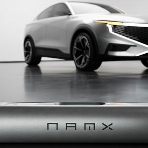 NAMX will mit dem Wasserstoff aber keine Brennstoffzelle betreiben, die dann Strom erzeugt und über diesen Umweg das Auto zum E-Auto macht. Er geht lieber den kurzen Weg, bei dem Motor den Wasserstoff direkt und vor allem schadstofffrei verbrennt.(Bild:  Pininfarina)