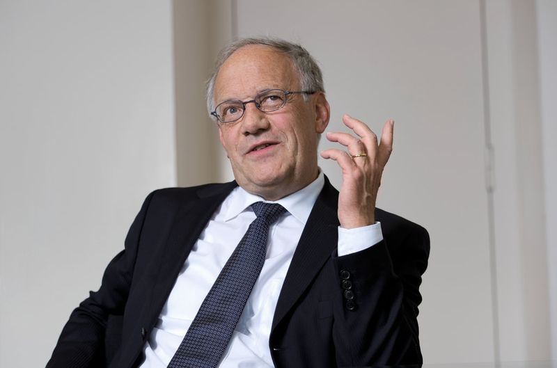 Johann N. Schneider-Ammann: «En 2010, elle a occupé le premier rang et du European Innovation Scoreboard et du Global Competitiveness Report du World Economic Forum. Pour maintenir cette position de force, elle doit toutefois s’attacher à offrir en tout temps un cadre favorable à l’innovation». (MSM)