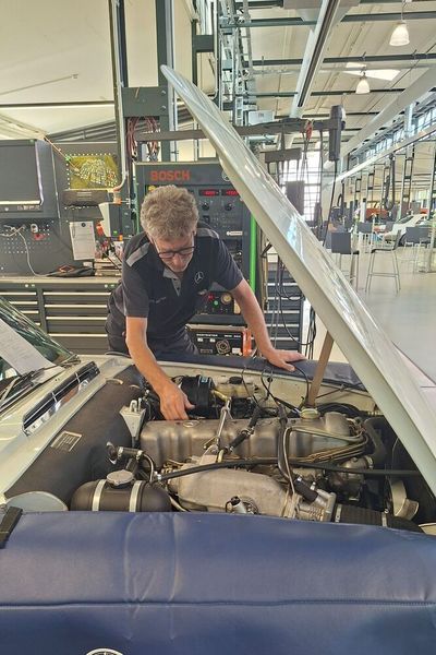 Alte Technik verlangt nach spezifischem Wissen und entsprechender Prüf- und Messgeräten. Die zu bedienen versteht heutzutage bei Leibe nicht mehr jeder. (Bild: Dominsky – VCG)