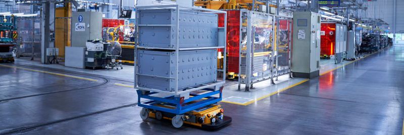 Die BMW Group IoT Plattform wird für die zweite Generation der autonomen Transportsysteme im BMW Group Werk Regensburg eingesetzt.(Bild:  bild@me.com)