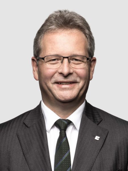 Christian Kohlpaintner, Mitglied des Executive Committee, hat sich entschieden, zum 30. Juni 2019 aus dem Unternehmen auszuscheiden, um sich neuen Herausforderungen zu widmen.Unsere Bildergalerie „In aller Kürze: Personalmeldungen aus der Prozessindustrie“ zeigt Ihnen kompakt die personellen Veränderungen in den Chefetagen der deutschen Prozess- und Chemieindustrie. Den jeweiligen passenden Beitrag finden Sie hier. (Bild: Clariant)