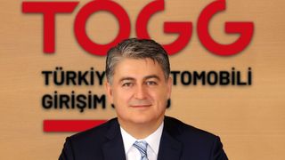 Togg-Vorstandschef Gürcan Karakas will mit seiner Marke nach Deutschland – allerdings später als bisher kommuniziert.  (Bild: Togg)