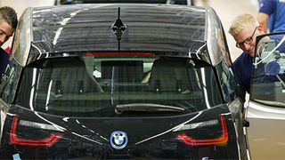 Seit dem 18. Oktober rollen bei BMW in Leipzig i3 vom Band. Das Unternehmen investierte für die Produktion der i-Modelle am Standort rund 400 Millionen Euro. (Foto: BMW)