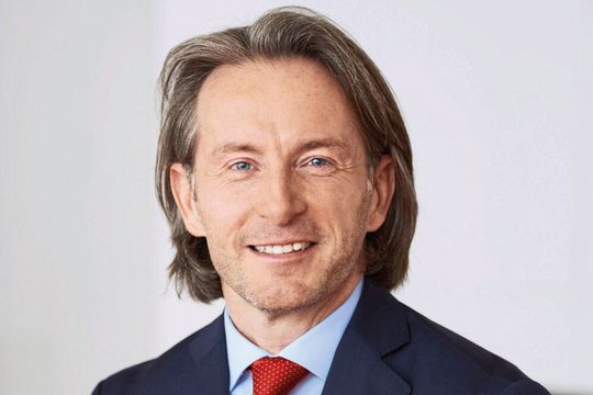 Thomas Hanswillemenke: „Wir arbeiten weiterhin an unserer Mobilitäts- und Digitalisierungsoffensive. Und zwar konkret an der Digitalisierung des PoS.“(Bild:  Santander)