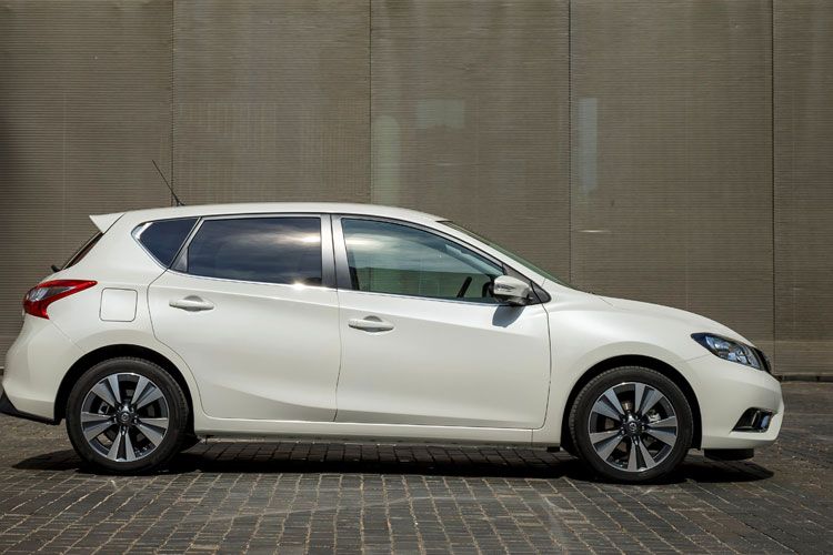 Wie üblich bei Nissan ist der Pulsar in den Ausstattungslinien Visia, Acenta und Tekna zu haben. (Foto: Nissan)