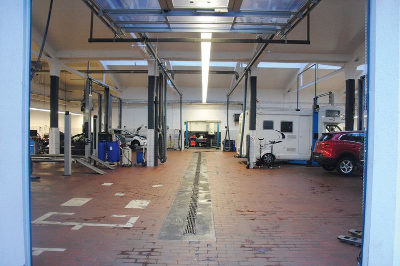 Die Werkstatt in Spandau bietet Platz für zwölf Arbeitsplätze. (Baeuchle)